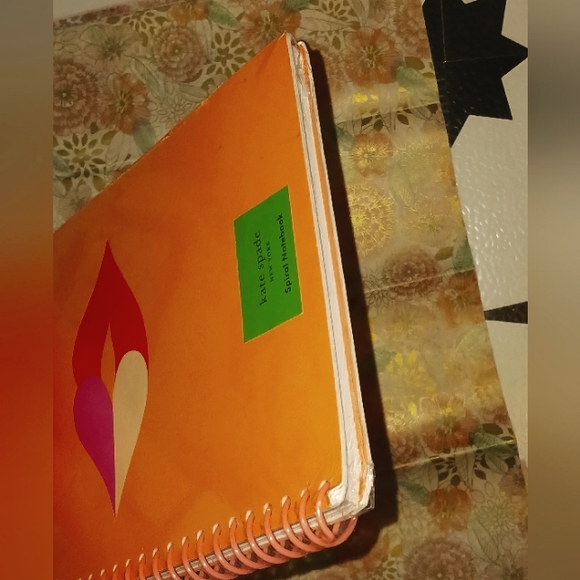 *SEALED* Kate Spade Notebook - Picture 5 of 10